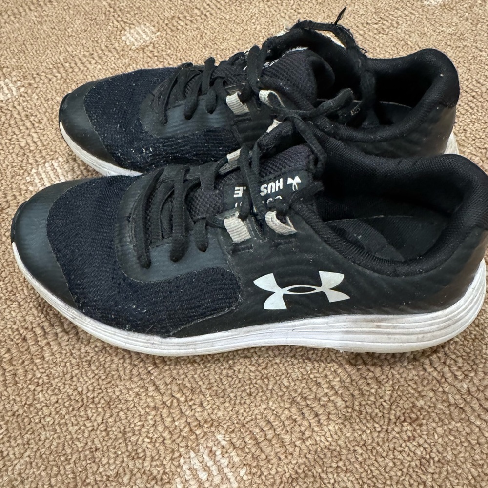 Under Armour Black Athletic Shoes